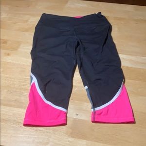 Victoria’s Secret Sport Capris